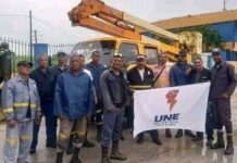 El abrazo solidario de una brigada de eléctricos sagüeros al oriente cubano