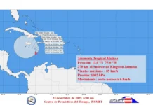 Melissa con lento movimiento en el mar Caribe