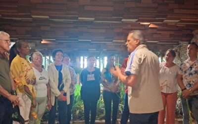 Rinden tributo al Che trabajadores villaclareños del Instituto Cubano de Amistad con los Pueblos