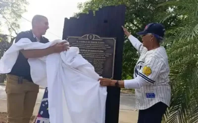 Develan tarja homenaje a peloteros afroamericanos que jugaron en el equipo «Los Leopardos», de Santa Clara