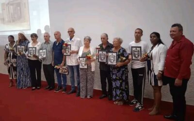 Reconocen a personalidades de Sagua la Grande en Asamblea Solemne del Poder Popular