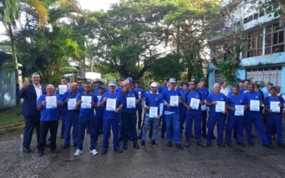 Regresan linieros villaclareños de ETECSA tras apoyar recuperación del oriente cubano