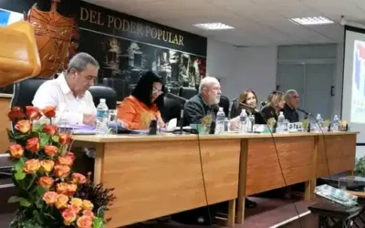 Villa Clara: debaten prioridades de trabajo gubernamental para 2026