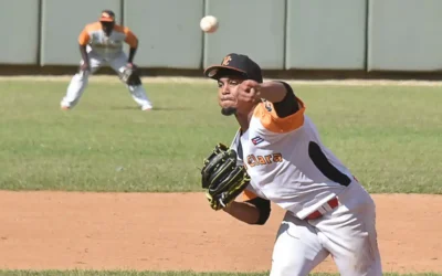 Domina Villa Clara el quinto juego del play off frente a Las Tunas