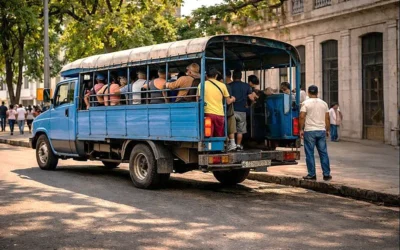 Reordenan en Sagua la Grande transporte de pasajeros ante déficit de combustible.