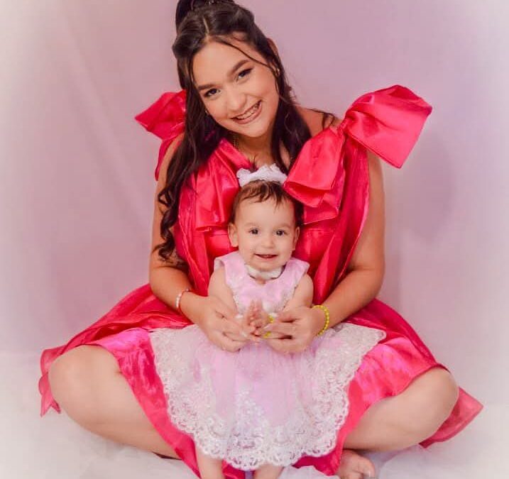 Por la sonrisa de la pequeña Ashly: Una historia de amor, ciencia y esperanza