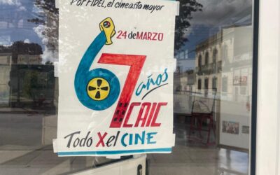 Inauguran exposición «Una visión en el cine» del diseñador gráfico Jorge Placencia Yera