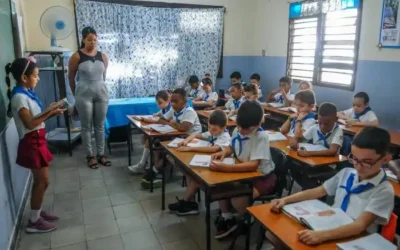 Actualizan medidas en el sistema educacional para garantizar la continuidad del curso ante contingencia energética