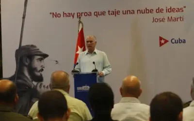 Comparece presidente cubano ante los medios de comunicación 