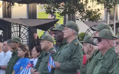 Conmemoran aniversario de la proclamación del carácter socialista de la Revolución