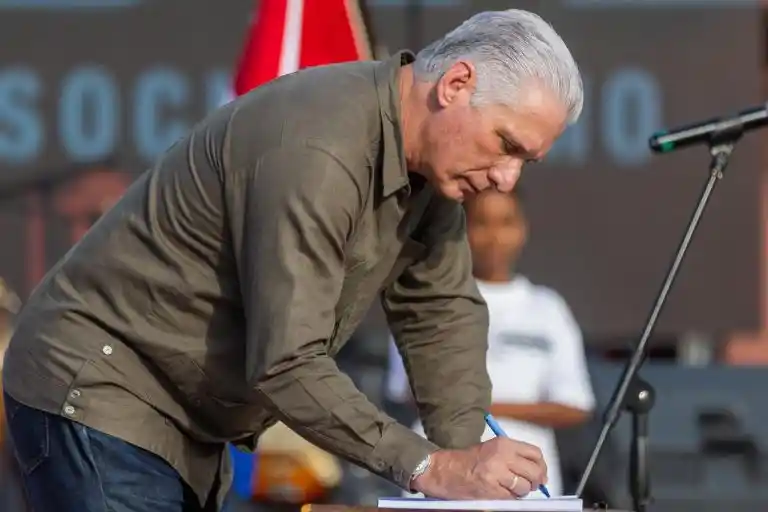 Rememora pueblo cubano los 65 años de la victoria en Girón