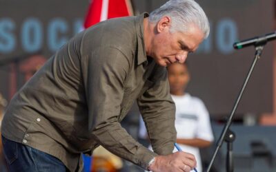 Cada firma es un llamado a conciencia del mundo, afirma presidente de Cuba