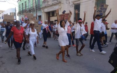 Salud y Educación ganan entre los grandes; Cultura lidera entre los sectores pequeños