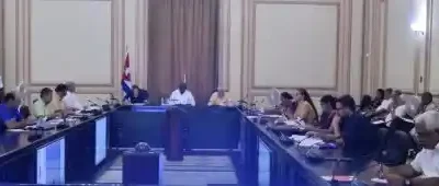 Aprueba Consejo de Estado decretos leyes sobre el sistema empresarial y las cooperativas agropecuarias