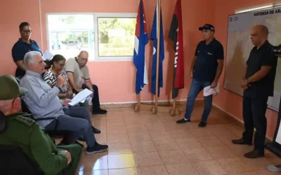 Díaz-Canel en Cuenca Sur: «Hay voluntad, con un enfoque propio del momento, de poder encontrar soluciones a los problemas»