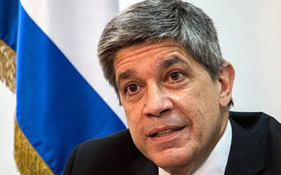 Cuestionó vicecanciller reclutamiento público de la CIA a cubanos