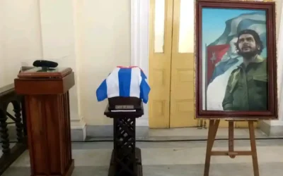 Evocan aniversario 29 de la llegada de los restos del Che y sus compañeros de lucha a Santa Clara